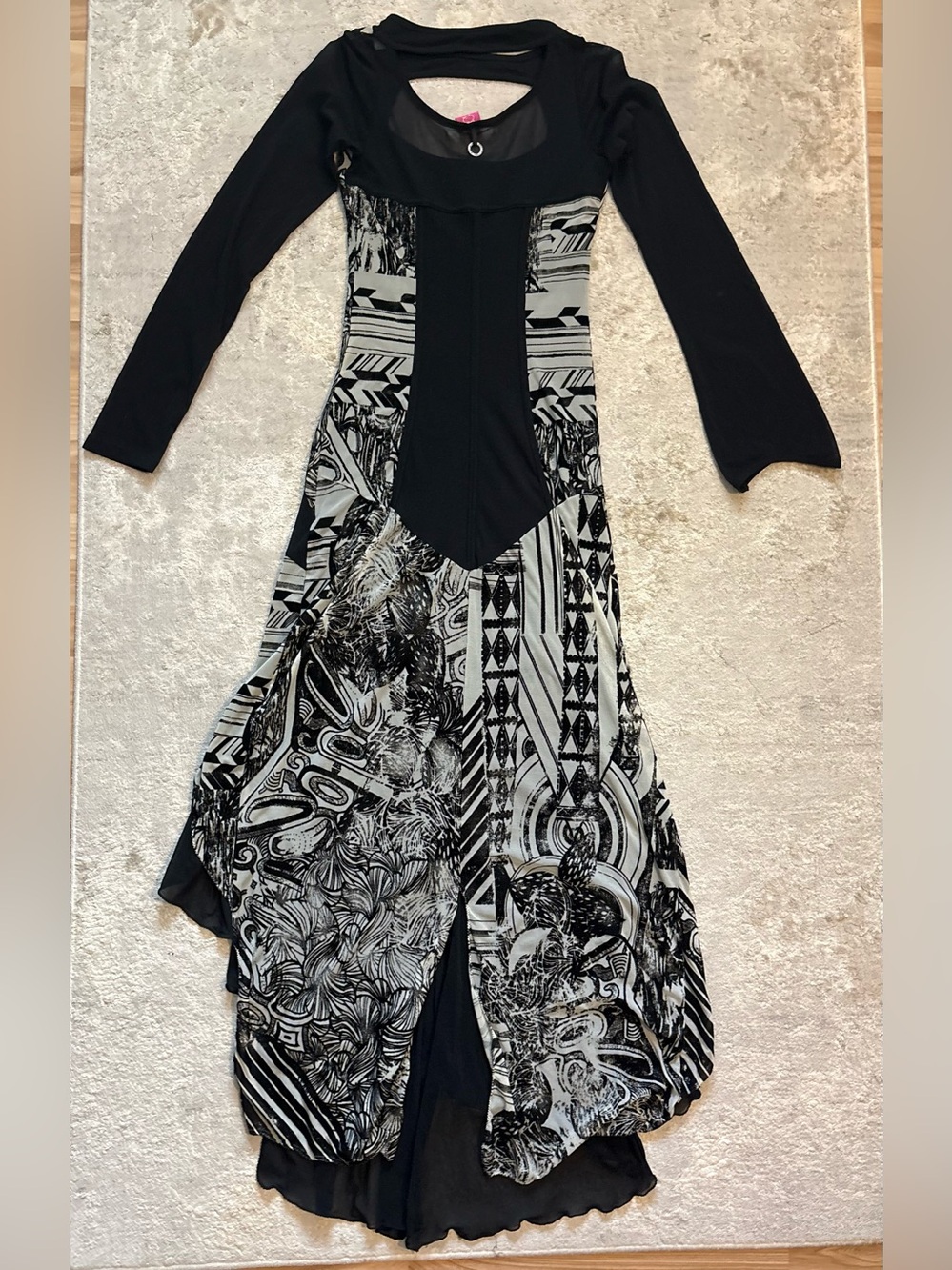 Save The Queen Cutout Maxi Dress Mesh Asymmetrical Overlay Print Size Medium - Picture 12 of 16